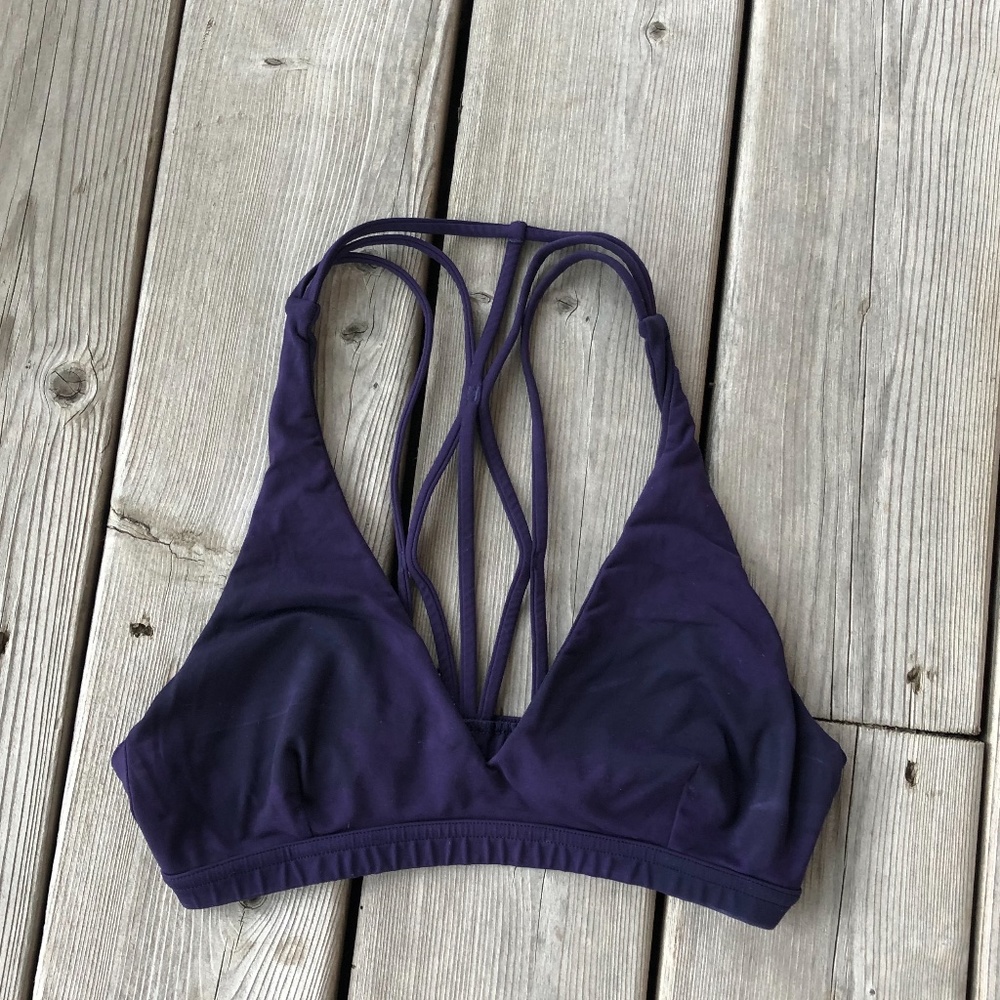 Lululemon Sports Bra - Picture 1 of 3